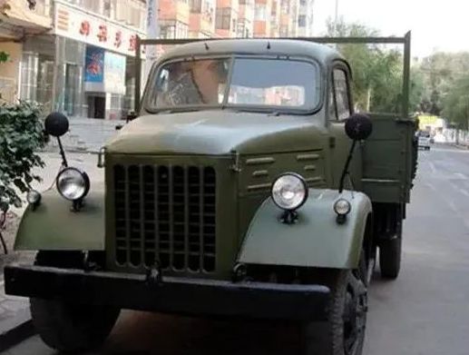 发展简史：造醋下面条兼职也造车AG凯发K8国际镇江的汽车工业(图15)